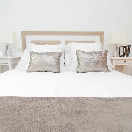 C41 - Modern & Comfy Flat Center Apartment *